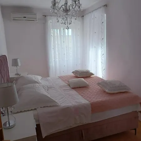 Vestibul Διαμέρισμα Σπλιτ